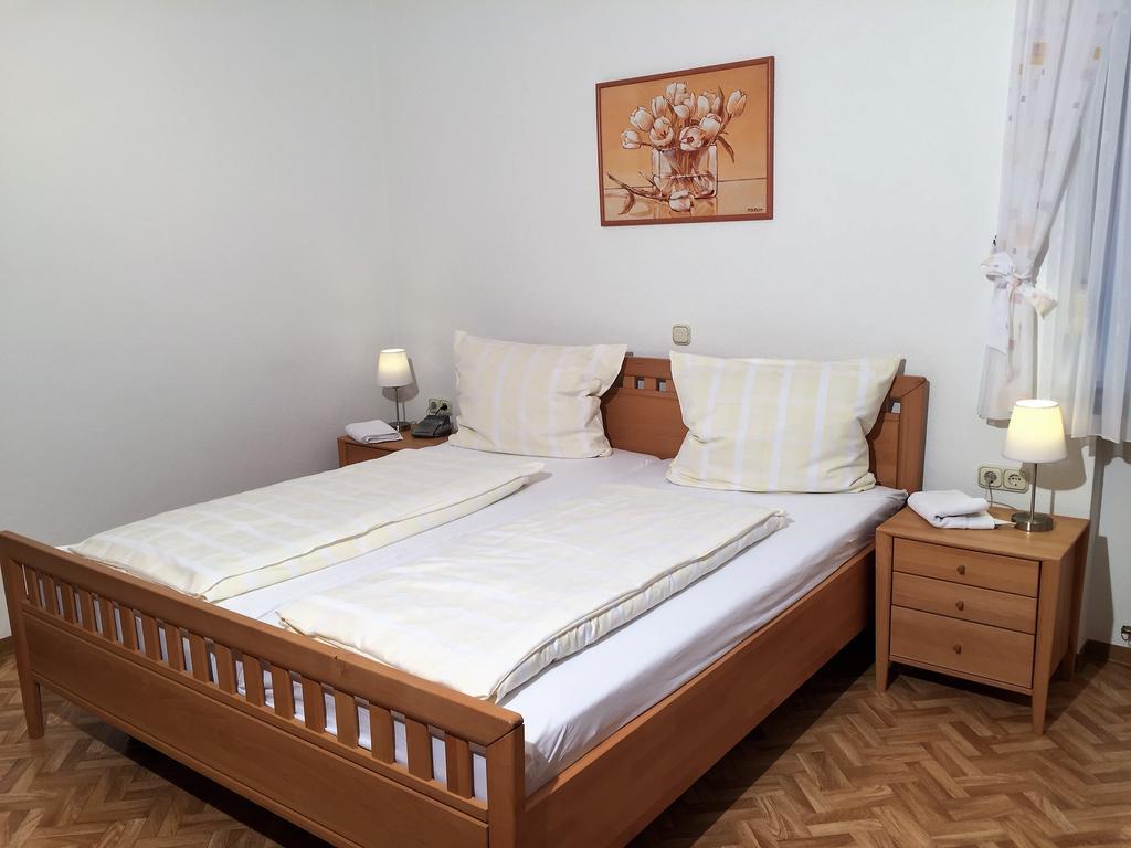 Ferienwohnung Sonneck Bullay Ngoại thất bức ảnh